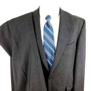 Alexandre London Savile Row 40 R 2 Button Suit‎